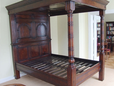 Four Poster Bed